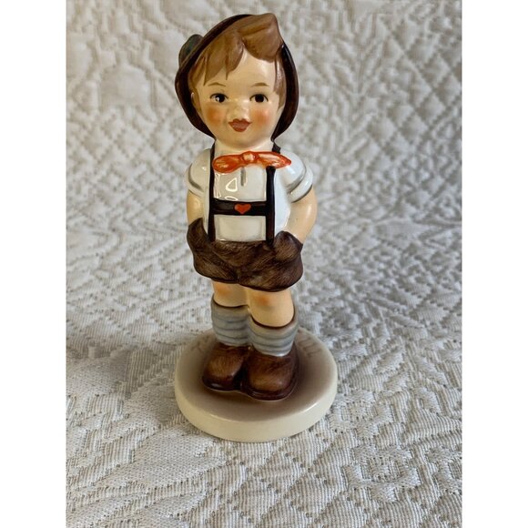 Hummel For Keeps figure 630 3.5 inches - Picture 1 of 11